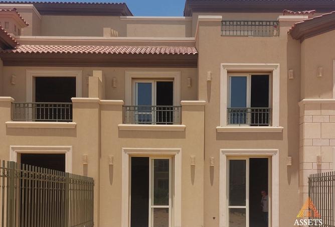 8049929 - Property Image 2