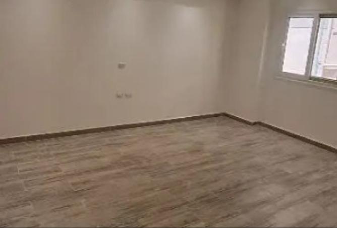 8445811 - Property Image 2