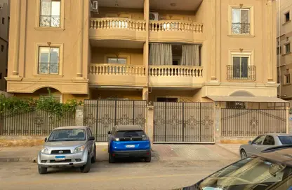 Duplex - 3 Bedrooms - 4 Bathrooms for sale in 5th Area - Shorouk City - Cairo