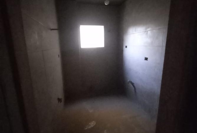 8244574 - Property Image 3