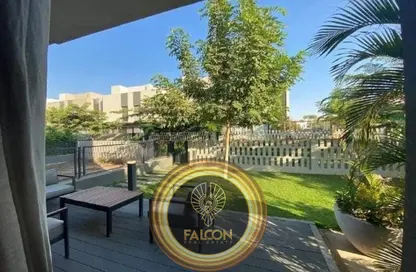 شقة - 2 غرف نوم - 2 حمامات للبيع في كمبوند البروج - كمبوندات الشروق - مدينة الشروق - القاهرة