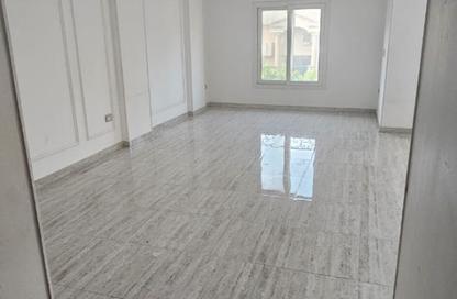 Apartment - 3 Bedrooms - 3 Bathrooms for sale in Al Sheikh Hassan Maamoun St. - El Yasmeen 7 - El Yasmeen - New Cairo City - Cairo