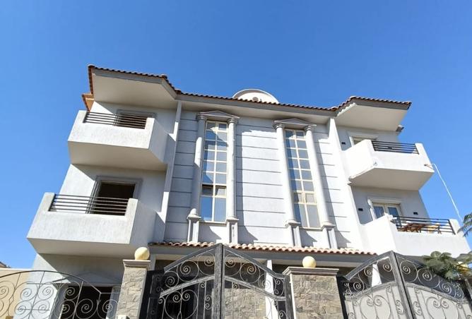 8421800 - Property Main Image