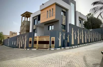 Villa - 5 Bedrooms - 4 Bathrooms for rent in Sheikh Zayed City - Giza