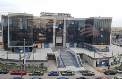 Office Space - Studio - 1 Bathroom for sale in Concord Plaza - South Investors Area - New Cairo City - Cairo