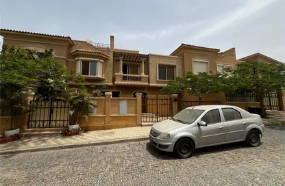 تاون هاوس - 5 غرف نوم - 3 حمامات للبيع في ميدوز بارك - كمبوندات الشيخ زايد - الشيخ زايد - الجيزة