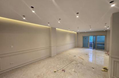 Apartment - 3 Bedrooms - 3 Bathrooms for rent in Zahraa El Maadi - Hay El Maadi - Cairo