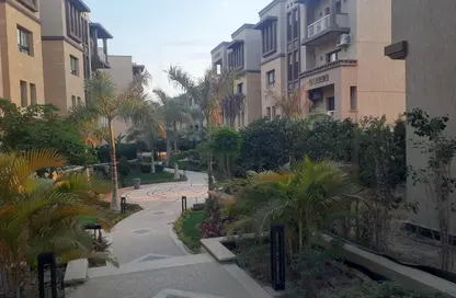 Apartment - 3 Bedrooms - 2 Bathrooms for sale in Green 5 - 6 October Compounds - 6 October City - Giza