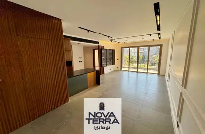 شقة - 2 غرف نوم - 2 حمامات للبيع في 6 ويست - بيفرلي هيلز - كمبوندات الشيخ زايد - الشيخ زايد - الجيزة