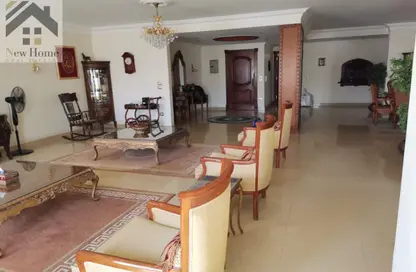 Apartment - 7 Bedrooms - 5 Bathrooms for sale in Zahraa El Maadi - Hay El Maadi - Cairo Apartment - 7 Bedrooms - 5 Bathrooms for sale in Zahraa El Maadi - Hay El Maadi - Cairo