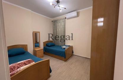 Apartment - 2 Bedrooms - 1 Bathroom for rent in Ahmed Fakhry St. - 6th Zone - Nasr City - Cairo