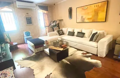 Apartment - 1 Bedroom - 2 Bathrooms for rent in Street 14 - Maadi - Hay El Maadi - Cairo