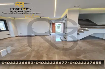 منزل مزدوج - 4 غرف نوم - 4 حمامات للايجار في باتيو الزهراء - كمبوندات الشيخ زايد - الشيخ زايد - الجيزة