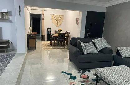 Apartment - 3 Bedrooms - 2 Bathrooms for sale in Makram Ebeid St. - 6th Zone - Nasr City - Cairo
