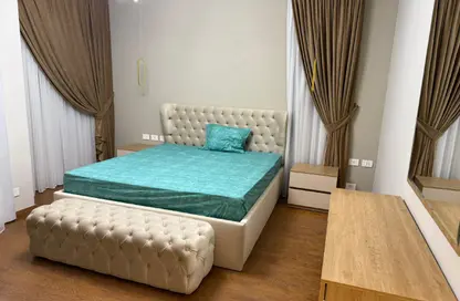 Apartment - 3 Bedrooms - 3 Bathrooms for rent in Beverly Hills Road - 17th District - Sheikh Zayed City - Giza