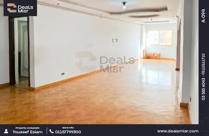 Apartment - 2 Bedrooms - 1 Bathroom for sale in Green Plaza St. - Smouha - Hay Sharq - Alexandria