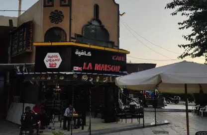 مطعم - استوديو - 3 حمامات للبيع في الحي الاول - مدينة 6 أكتوبر - الجيزة