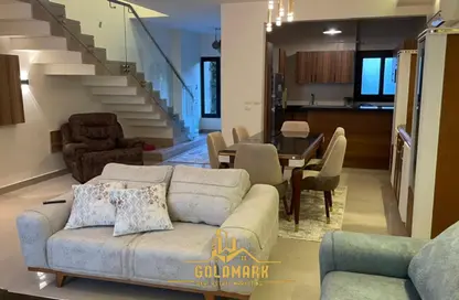 Townhouse - 2 Bedrooms - 3 Bathrooms for rent in Garden Residence - New Cairo City - Cairo