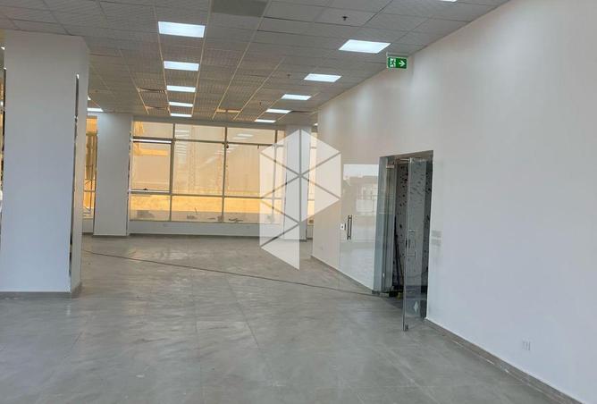 8273384 - Property Image 2