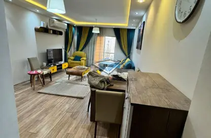Apartment - 3 Bedrooms - 2 Bathrooms for rent in El Rehab Extension - Al Rehab - New Cairo City - Cairo