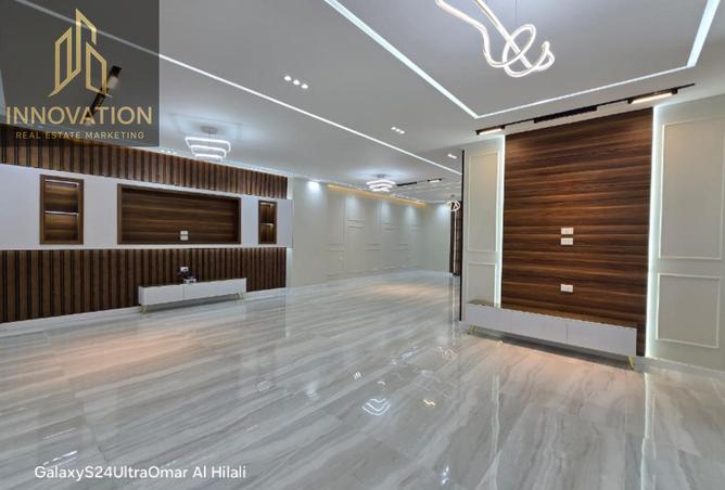 8178144 - Property Image 3