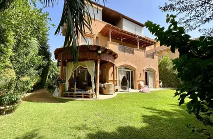 Villa - 5 Bedrooms - 6 Bathrooms for sale in 6 October City - Giza