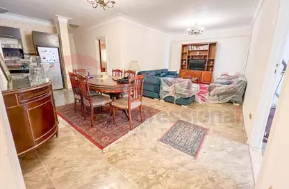 Apartment - 3 Bedrooms - 2 Bathrooms for rent in Saleh Ali St. - Janaklees - Hay Sharq - Alexandria