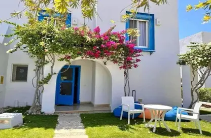 Chalet - 3 Bedrooms - 2 Bathrooms for sale in Mountain View - Ras Al Hekma - North Coast