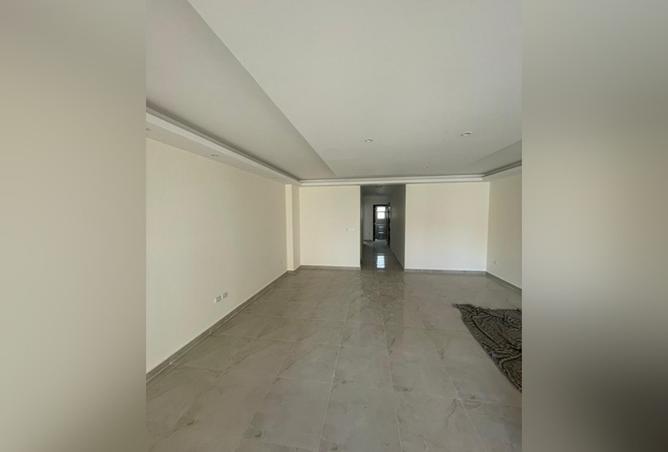 8165406 - Property Image 2