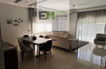 Townhouse - 5 Bedrooms - 4 Bathrooms for sale in Garden Residence - Hyde Park - 5th Settlement Compounds - The 5th Settlement - New Cairo City - Cairo