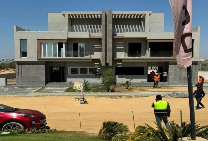 8206694 - Property Image 2