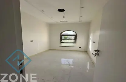 Villa - 3 Bedrooms - 3 Bathrooms for rent in Madinaty - Cairo