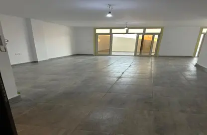 Apartment - 3 Bedrooms - 2 Bathrooms for rent in Area B - Ganoob El Acadimia - New Cairo City - Cairo