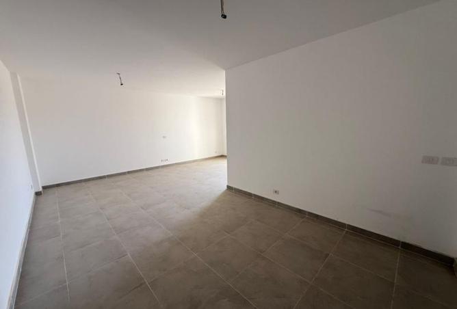 8203711 - Property Image 2