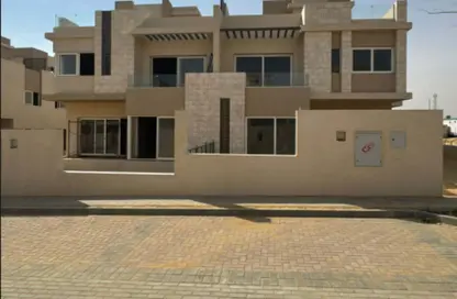 فيلا - 3 غرف نوم - 4 حمامات للبيع في تواني هايد بارك - كمبوندات 6 أكتوبر - مدينة 6 أكتوبر - الجيزة