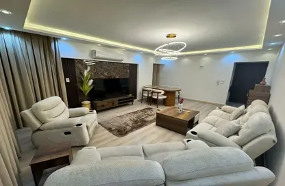 Apartment - 2 Bedrooms - 1 Bathroom for rent in Talaat Mostafa St. - Rehab City Fifth Phase - Al Rehab - New Cairo City - Cairo