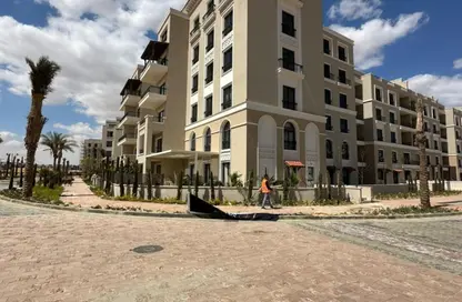 Apartment - 2 Bedrooms - 2 Bathrooms for sale in Village West - Sheikh Zayed Compounds - Sheikh Zayed City - Giza