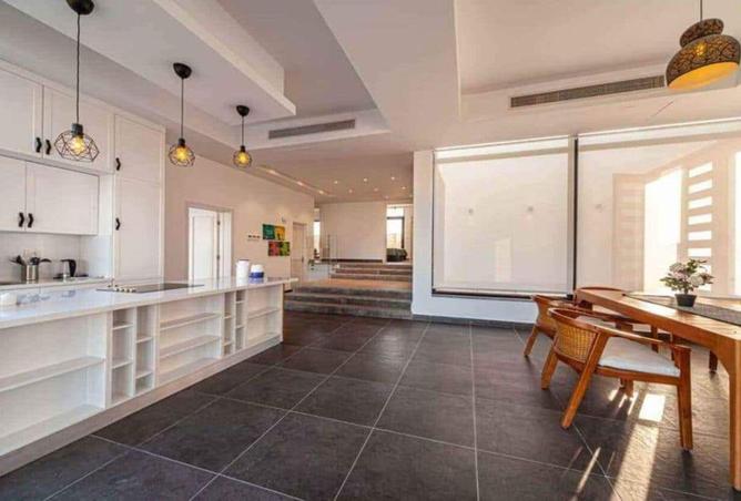 8186856 - Property Image 2