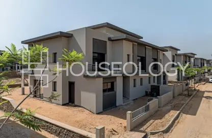 Villa - 3 Bedrooms - 4 Bathrooms for sale in Swan Lake Residence - 5th Settlement Compounds - The 5th Settlement - New Cairo City - Cairo