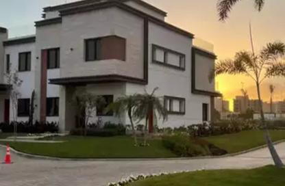 Townhouse - 5 Bedrooms - 4 Bathrooms for sale in Azzar 2 - 5th Settlement Compounds - The 5th Settlement - New Cairo City - Cairo