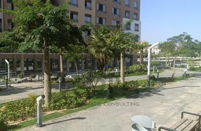 Shop - Studio - 1 Bathroom for sale in R3 - New Capital City - Cairo
