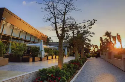 Shop - Studio - 2 Bathrooms for sale in Walk of Cairo - Sheikh Zayed Compounds - Sheikh Zayed City - Giza