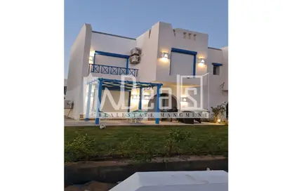 Twin House - 3 Bedrooms - 4 Bathrooms for rent in Mountain View - Ras Al Hekma - North Coast