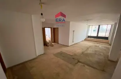 Whole Building - 1 Bedroom - 2 Bathrooms for sale in Al Laselky St. - El Laselky - New Maadi - Hay El Maadi - Cairo