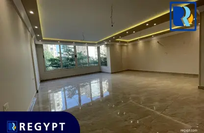 Office Space - Studio - 2 Bathrooms for rent in Zahraa Al Maadi St. - Degla - Hay El Maadi - Cairo