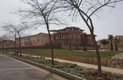 Apartment - 1 Bedroom - 2 Bathrooms for sale in Hyde Park - New Cairo City - Cairo