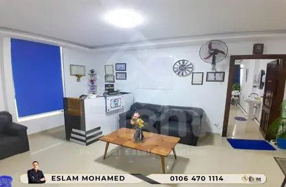 مساحات مكتبية - استوديو - 1 حمام للبيع في شارع مصطفى كامل - السيوف - حي اول المنتزة - الاسكندرية