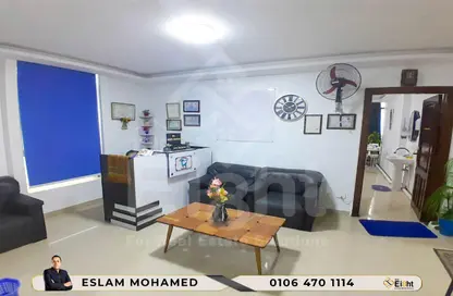 مساحات مكتبية - استوديو - 1 حمام للبيع في شارع مصطفى كامل - السيوف - حي اول المنتزة - الاسكندرية