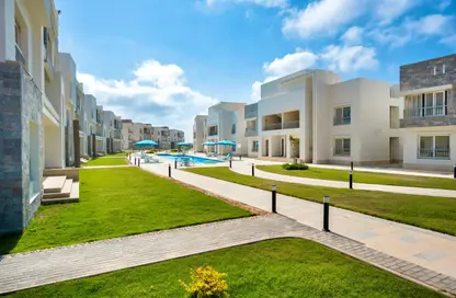 Chalet - 2 Bedrooms - 2 Bathrooms for sale in Sea View - Ras Al Hekma - North Coast