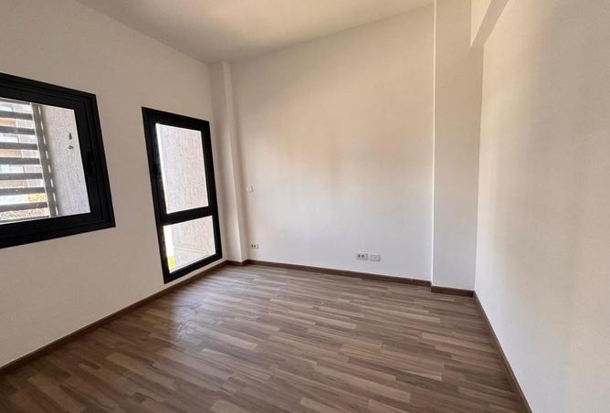 8240877 - صورة العقار 2